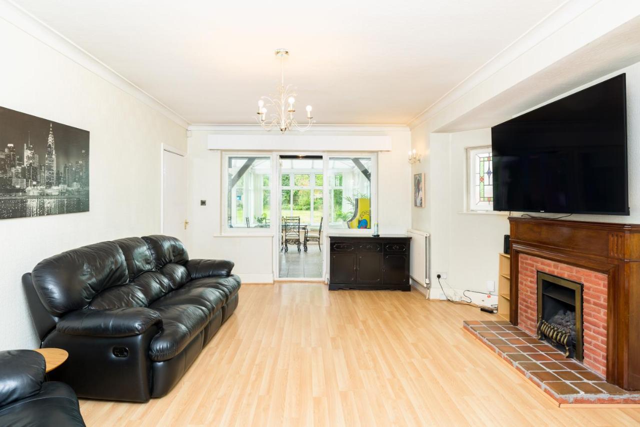 Beautiful 6 Bedroom House For 17 Guests Next To Edgbaston Stadium Birmingham Dış mekan fotoğraf