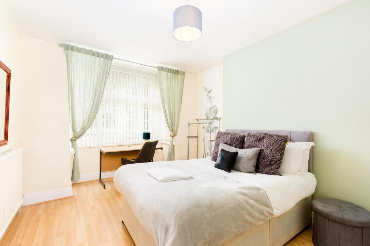 Beautiful 6 Bedroom House For 17 Guests Next To Edgbaston Stadium Birmingham Dış mekan fotoğraf